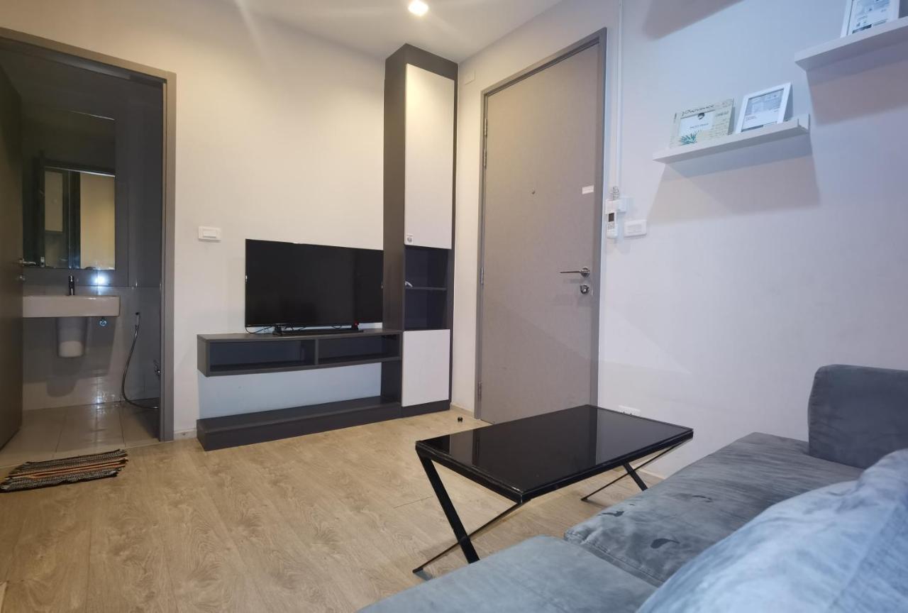 Llx Apartments At The Base Condo Pattaya Bagian luar foto