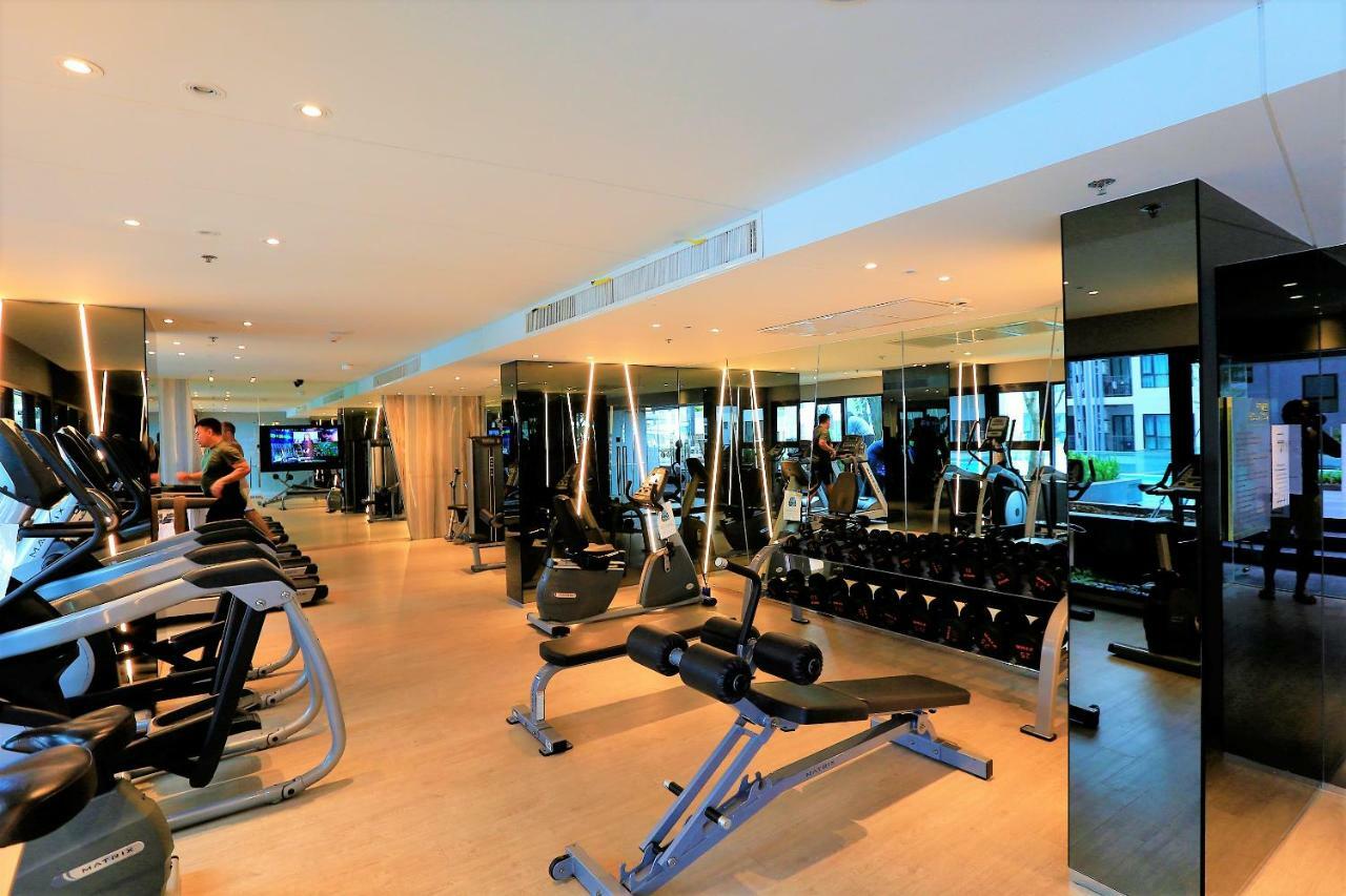 Llx Apartments At The Base Condo Pattaya Bagian luar foto